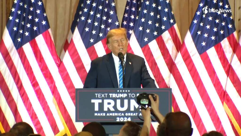 Trump salue 