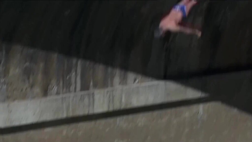 Römisches Ritual: Neujahrsspringen in den Tiber