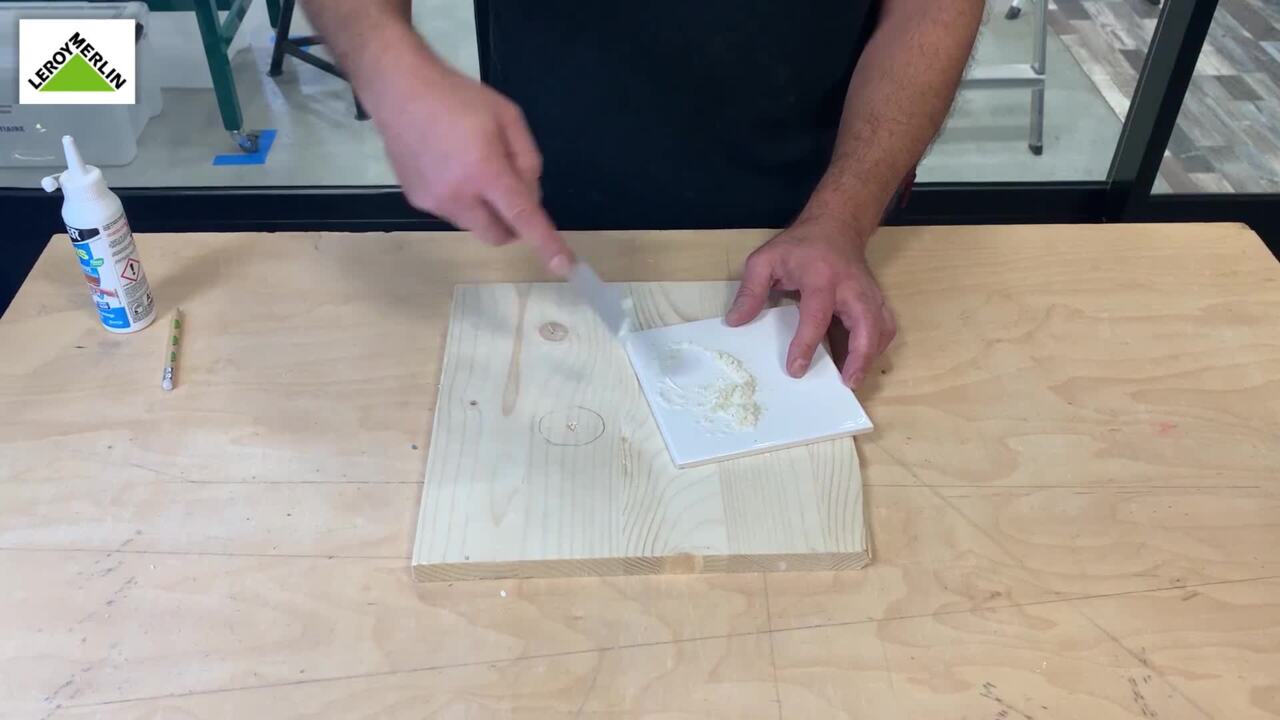 Pâte à bois ou mastic maison (DIY : Homemade wood filler) – L'Atelier  Bricolage d'un Compagnon du Bois