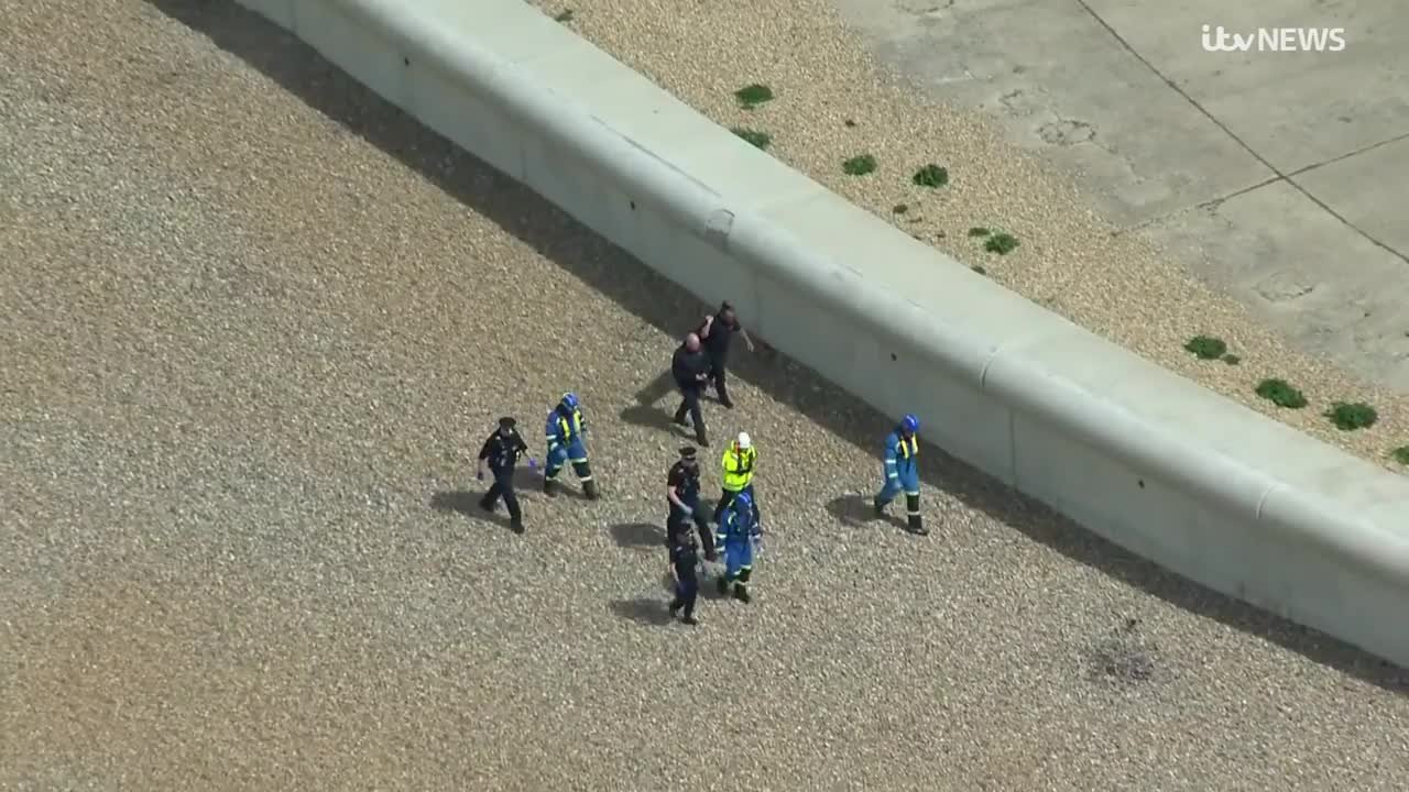 Beach reopens after deaths of three women who drowned in sea at Brighton | ITV News Meridian