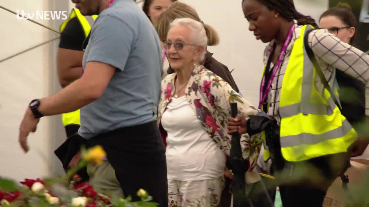 Rose named after Coronation Street legend Barbara Knox at RHS Tatton