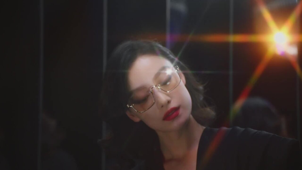 Featuring Global Brand Ambassador Ni Ni, the Gucci Eyewear Spring Summer  2023 campaign echoes the spirit of the disco era. - Gucci Stories
