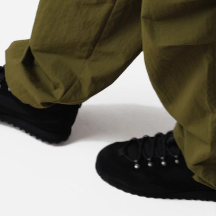 Sportswear oversize cargo pants green - Video 2