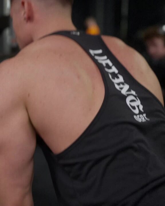Men's Muscle Back Bodybuilding Stringer Tank Top - Black - Video 2