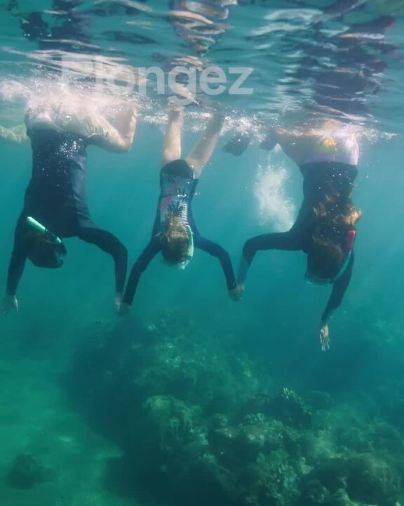 Diving anti-fog mask, 100 Mono Comfort Turquoise - Video 2