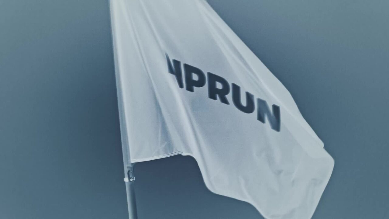 Men's running T-shirt, Kiprun PROTEAM - White - Video 2