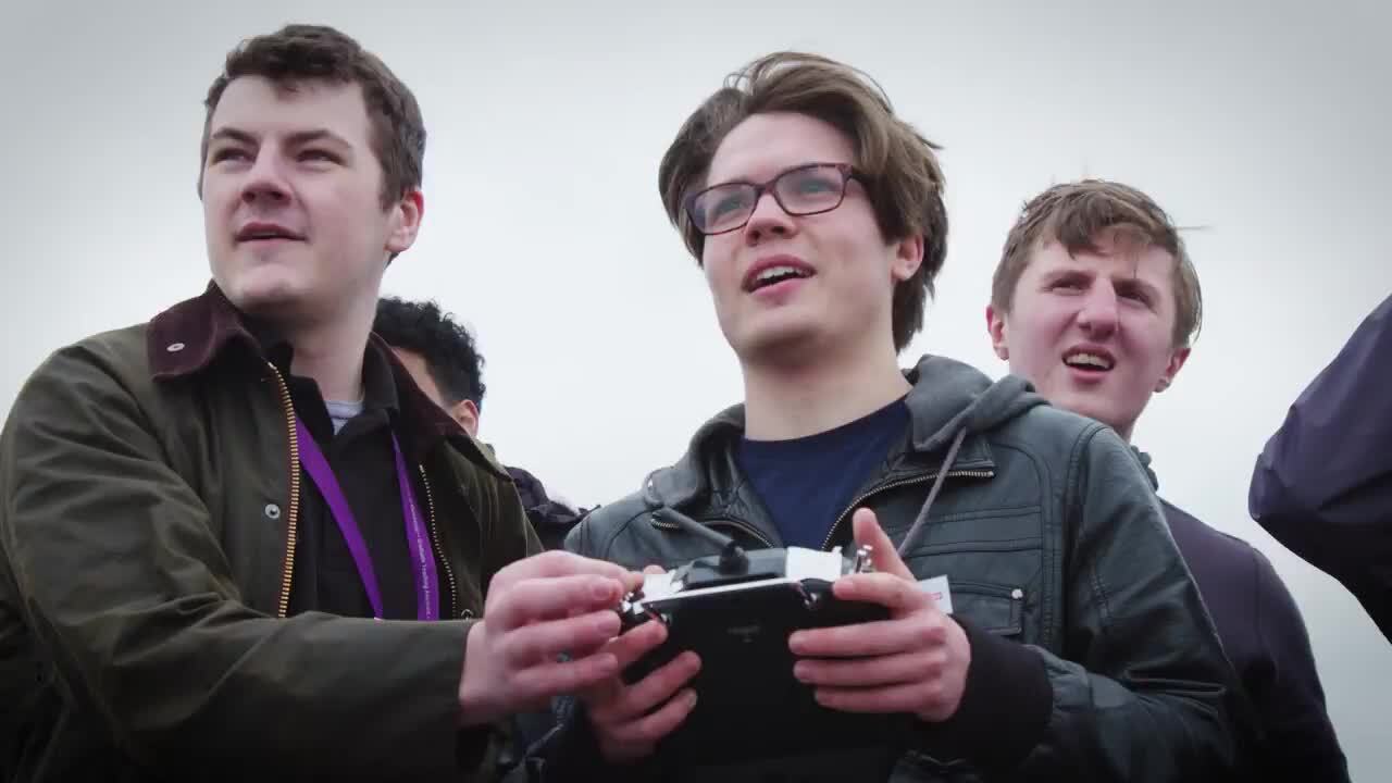 2420_V4_Cranfield_BAE Graduate Programme_Social 1_V4