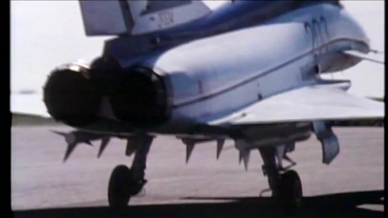 RS84318_96 - Inspired by Concorde, Michael Christie, wmv - RAF100