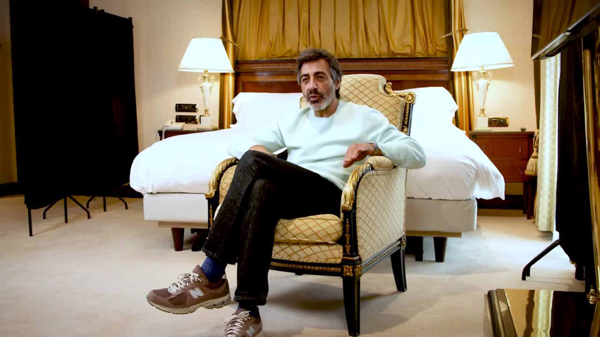 Juan del Val: «Mi libro vale el millón del premio. Me vacío en lo que escribo, sufro mucho y lloro»