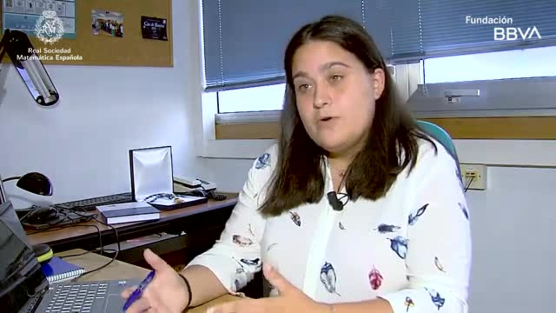 María Alonso Pena, matemática: «Nuestra supervivencia depende de la precisión de los datos: tanto para evitar un asteroide como para analizar una conexión neuronal»