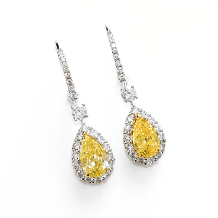 Boucles d’oreilles Icône en diamants jaunes et blancs taille poire