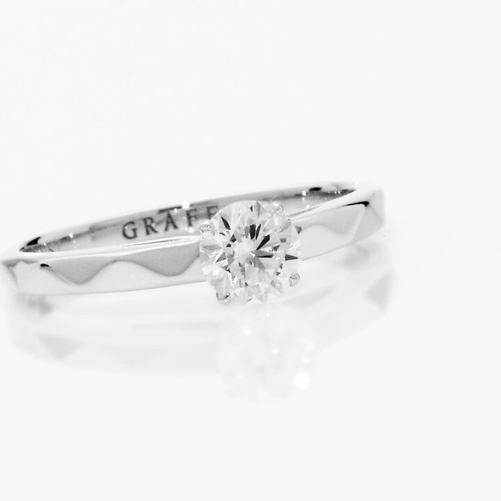 Laurence Graff Signature Round Diamond Engagement Ring