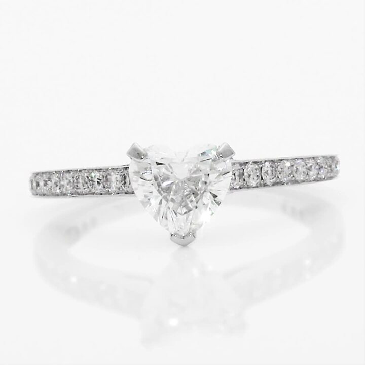 Flame心形钻石订婚戒指