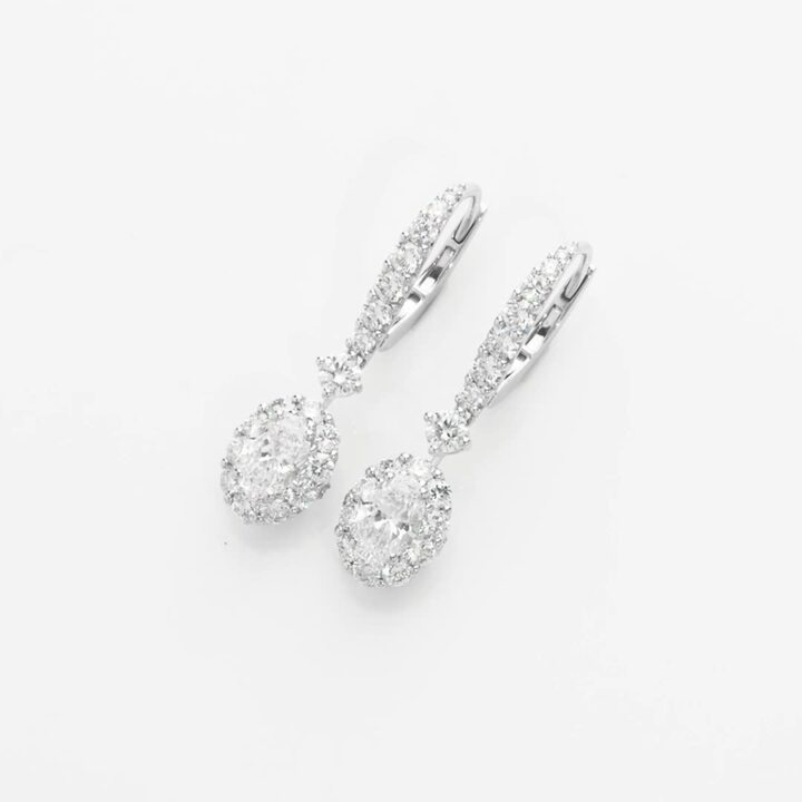 Icon Oval Shape Diamond Earrings