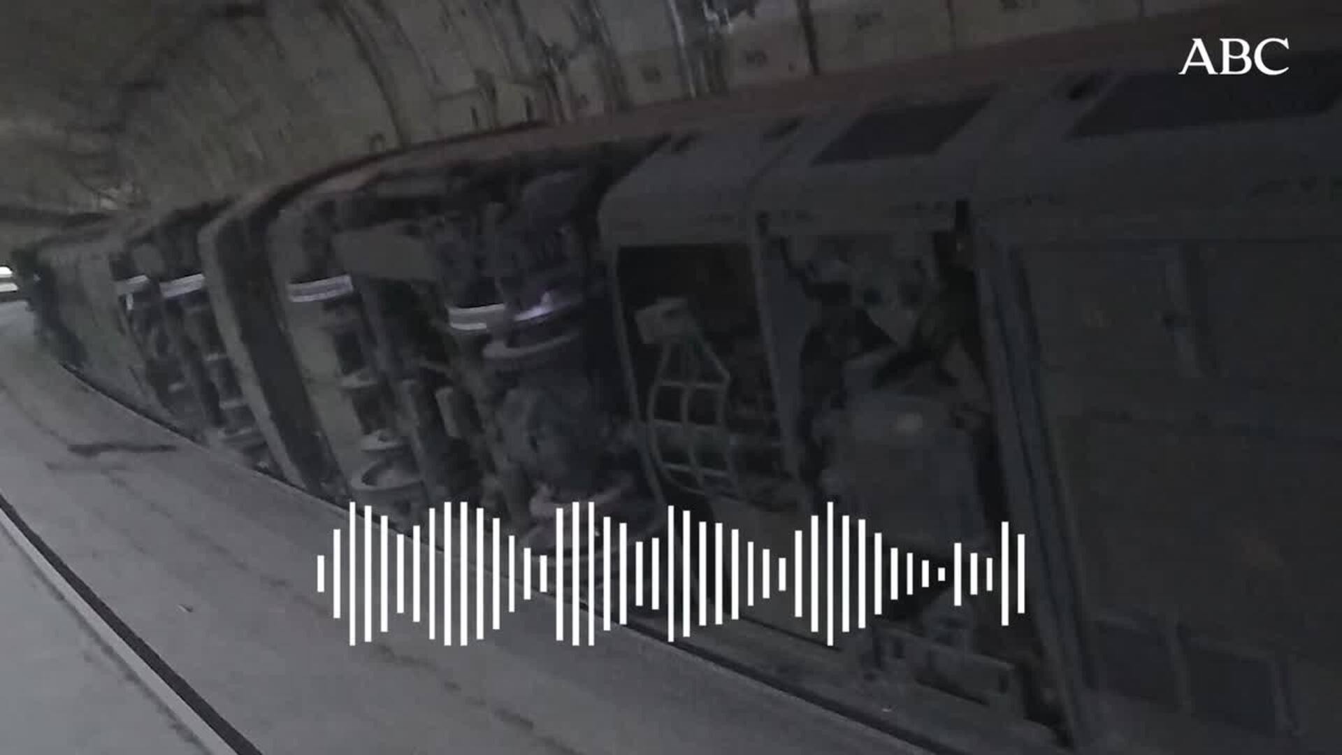 Un tren a la deriva y descarrilado a la fuerza para evitar una colisión con otro convoy y evitar una tragedia