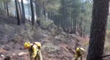 El incendio de Guisando (Ávila), en plena ola de frío, calcina en torno a 100 hectáreas, la mitad superficie arbolada