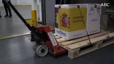 Las primeras dosis de la vacuna contra el coronavirus llegan a Guadalajara tras pasar la noche en un cuartel de la Guardia Civil de Burgos