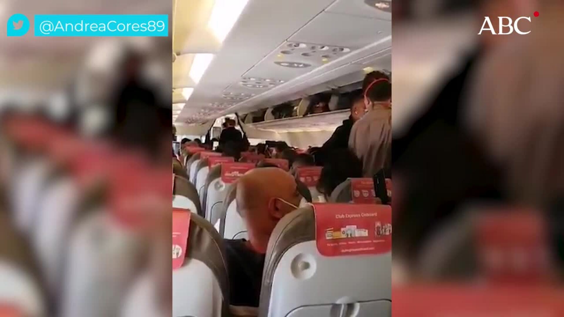 ¿Es obligatorio dejar un asiento libre entre pasajeros durante un vuelo? Lo que dice el BOE