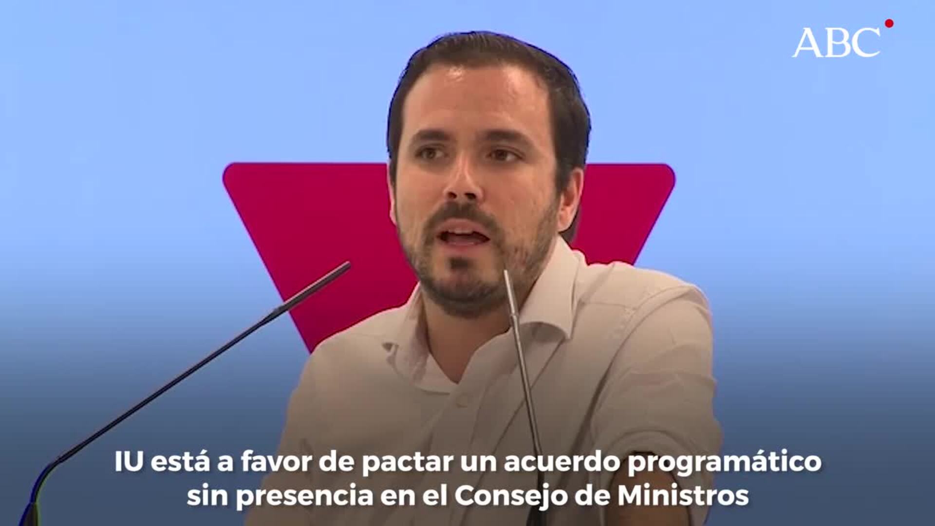 IU abre la puerta a apoyar a Sánchez sin entrar en el Gobierno