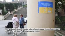 Primeras colas en el centro de recepción y acogida de refugiados ucranianos en Barcelona