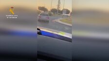 Un conductor sin carné siembra el pánico con un coche robado en Torrevieja tras saltarse un control