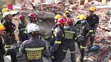 Derrumbe Peñíscola: los bomberos trabajan a contrarreloj para encontrar a la mujer desaparecida