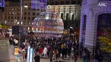 La Plaza de España enciende la Navidad en Madrid