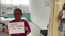 El emocionante agradecimiento de los sanitarios del Mateu Orfila a la ovación que les brindó el país