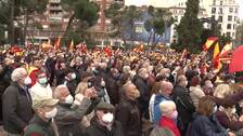 Cientos de personas secundan la protesta de AVT contra el «Gobierno traidor» entre gritos de «Marlaska dimisión»