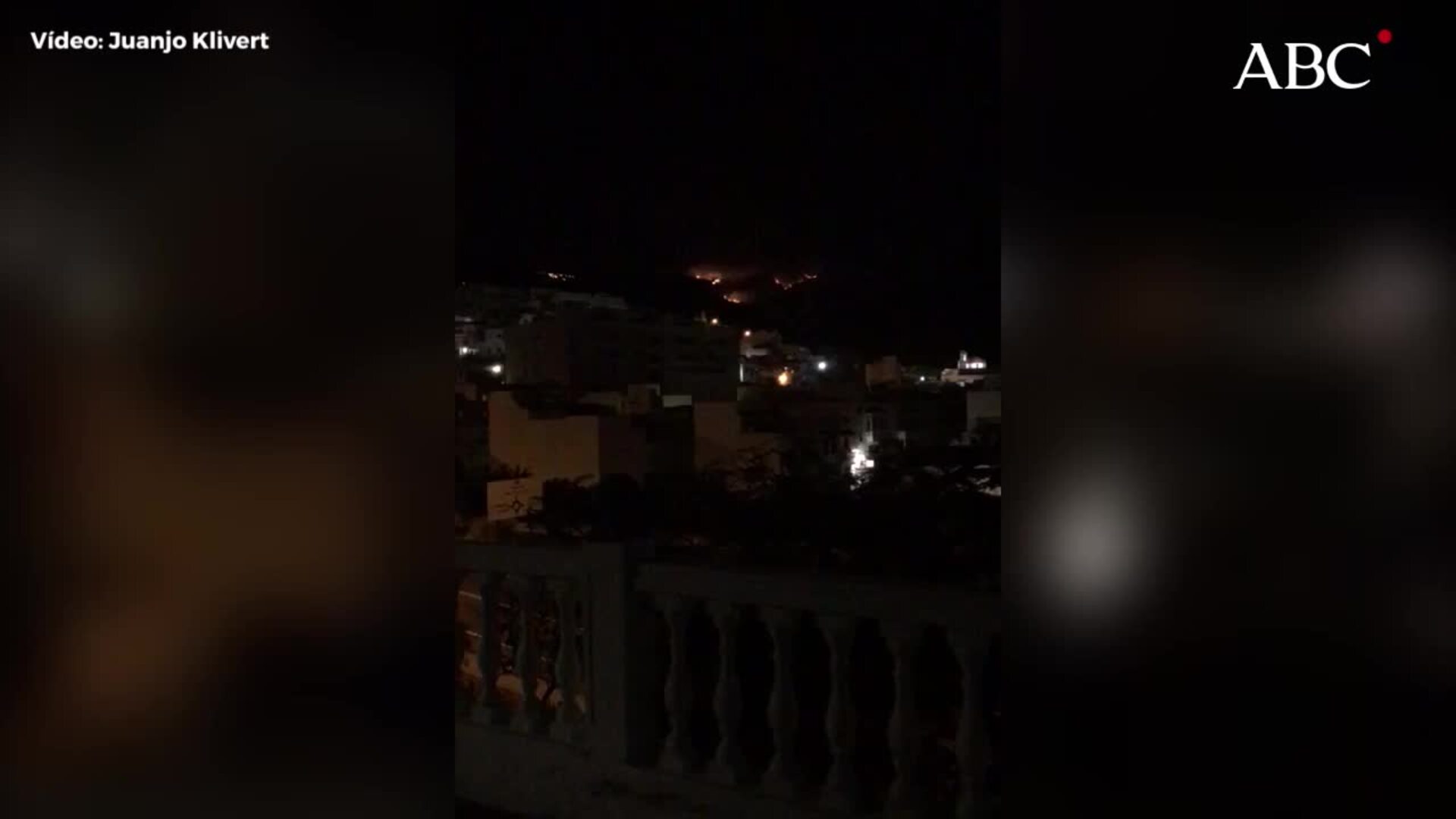 Así se ven las llamas del incendio de Gran Canaria desde Agaete