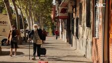 «El 50% de mis clientes han anulado las citas porque viven en la acera de enfrente y tienen miedo a las multas»