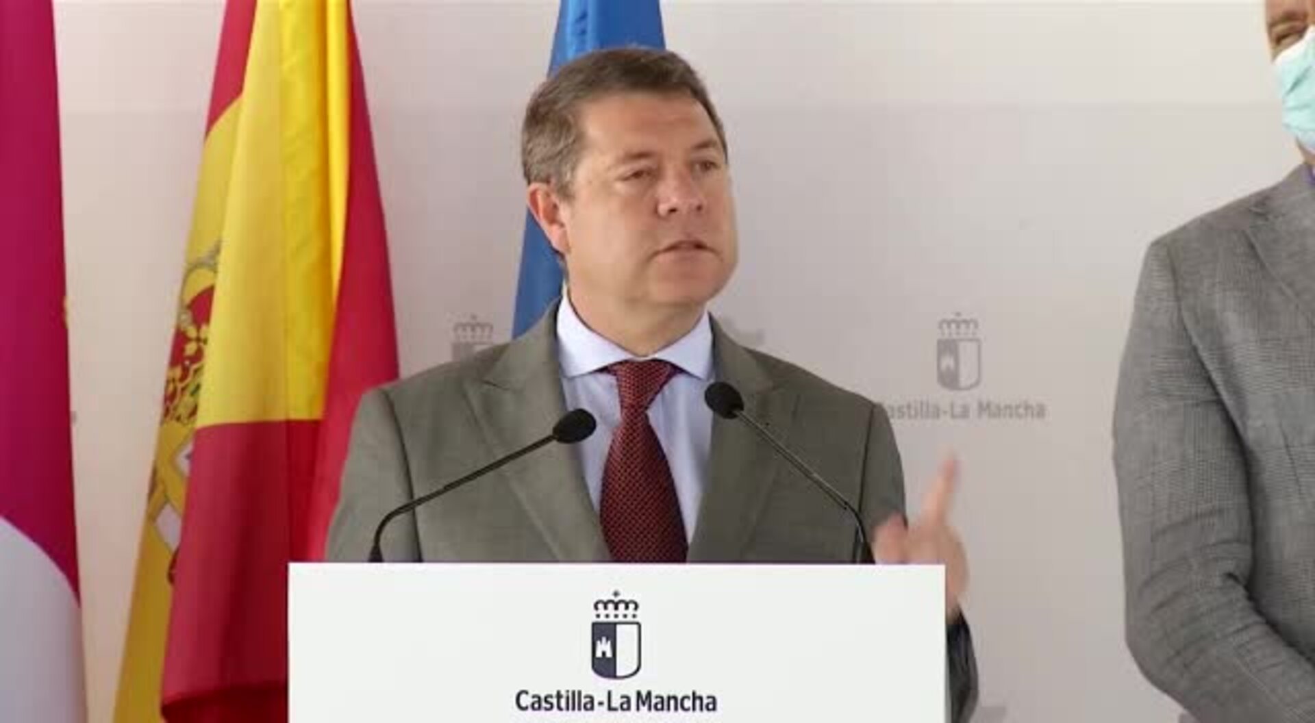 Page muestra su apoyo al Rey y rechaza que las instituciones «tengan que defenderse solas a sí mismas»