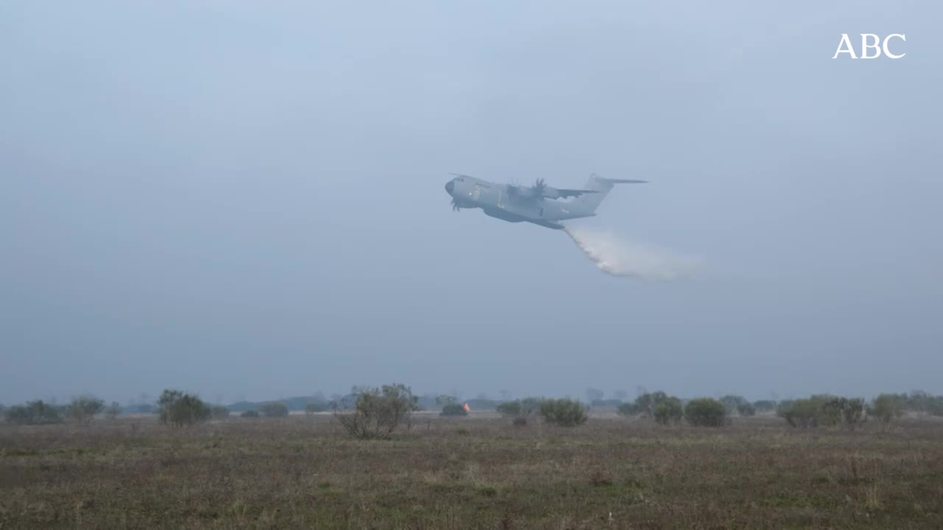 A400M en las pruebas de extinción de incendios