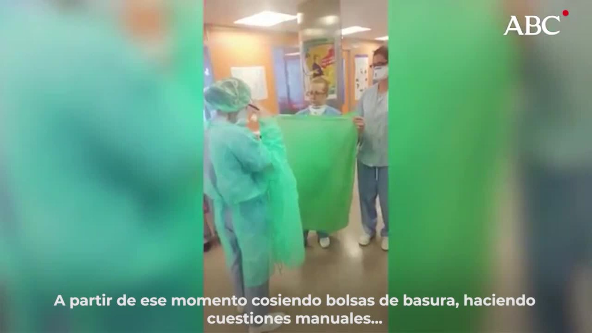 El día a día de los profesionales de la limpieza en los hospitales: «Somos un cortafuegos para el coronavirus»