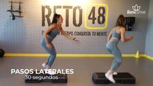 Los ejercicios HIIT de las Gemelas Pin que puedes hacer en casa con una banqueta