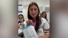 La enfermera que criticó el C1 de catalán para opositar, pierde su trabajo en el hospital Vall d'Hebron