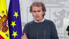 Los pronósticos fallidos de Fernando Simón desde que llegó el coronavirus a España