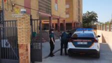Arrestan a dos jóvenes por robar móviles y apuñalar a una víctima que opuso resistencia en el Metro de Valencia