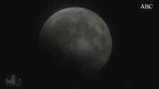 El eclipse lunar, en vídeo: las imágenes que deja la Luna al ‘desaparecer’ por el efecto de la sombra de la Tierra