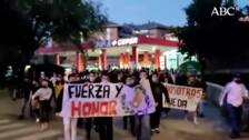 La guerra entre neonazis y menas dispara la tensión en San Blas: «La sangre se paga con sangre»