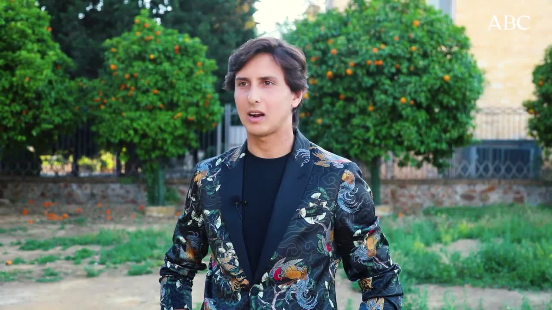 Entrevista al torero Andrés Roca Rey