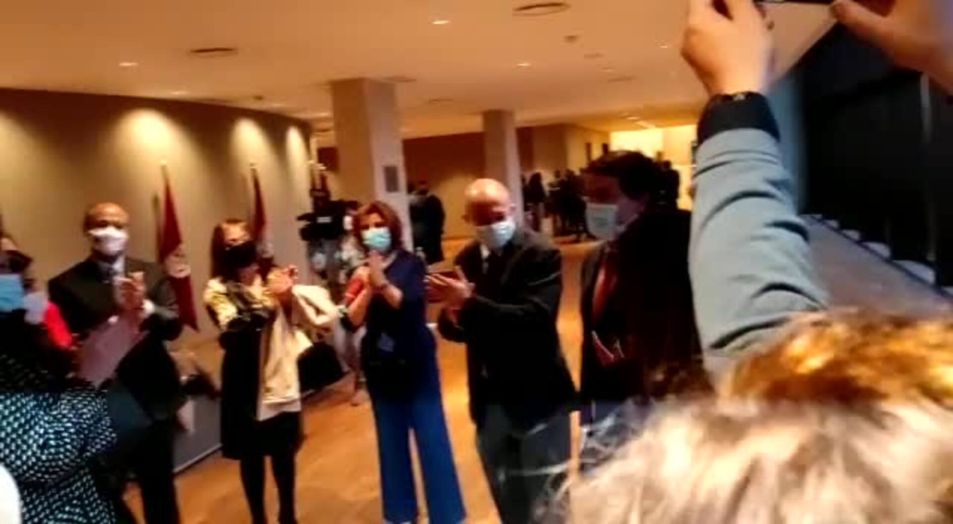 Pablo Casado felicita a Mañueco tras el fracaso de la moción de censura del PSOE. VÍDEO: Procuradores del PP y Cs felicitan al presidente de la Junta, Alfonso Fernández Mañueco, tras el rechazo a la moción de censura socialista