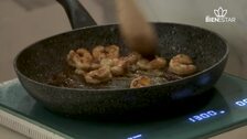 Cena ligera perfecta: brochetas de gambas al estilo oriental