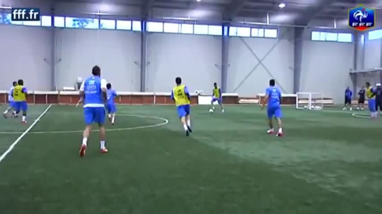 Premier entraînement des Bleus en Ukraine.