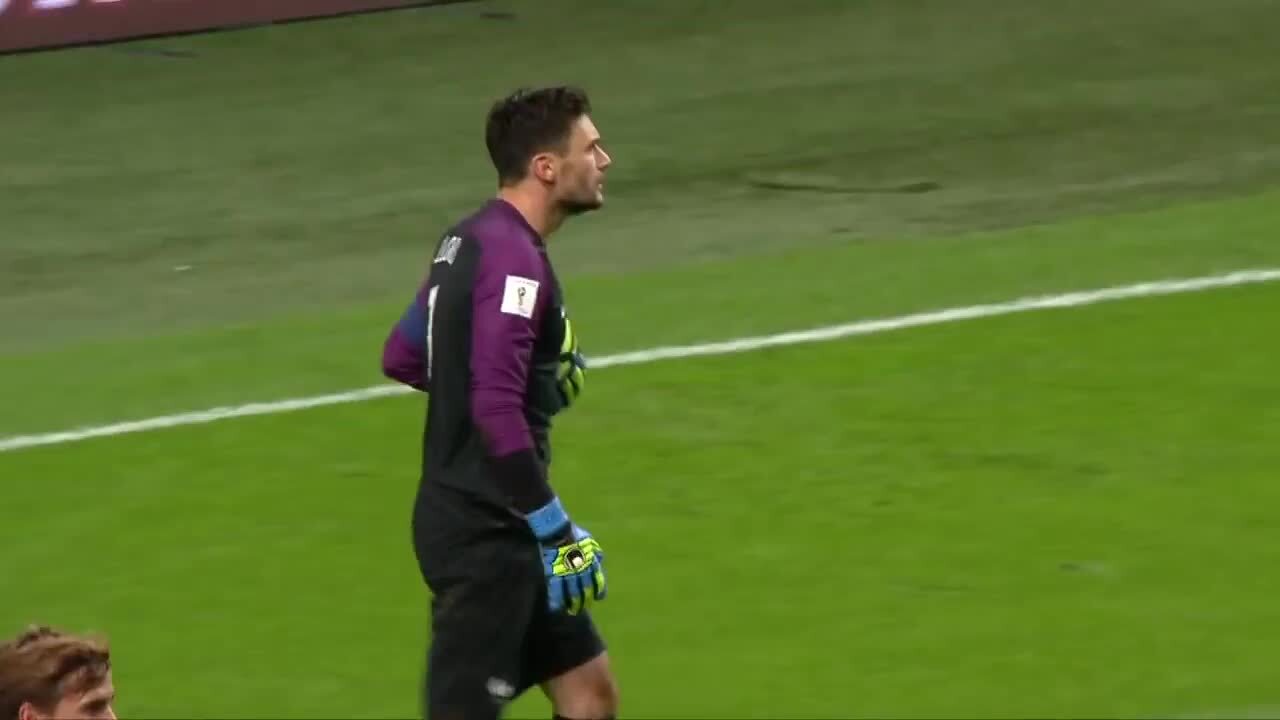 Lloris, Mandanda, Costil le Top arrêts 2016 des Bleus