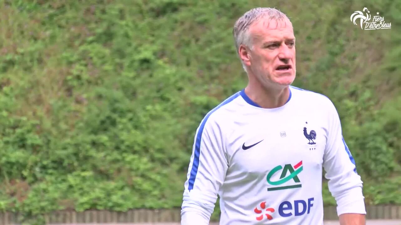 Les images du huis-clos de l'Equipe de France