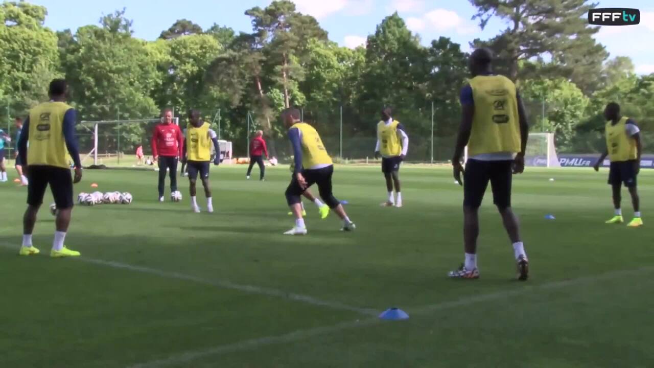 Entraînement à huis clos des Bleus à Clairefontaine (5 juin 2014)