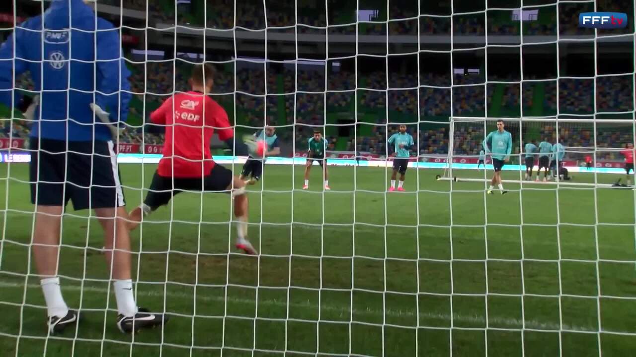 Dernier entrainement des Bleus au Portugal
