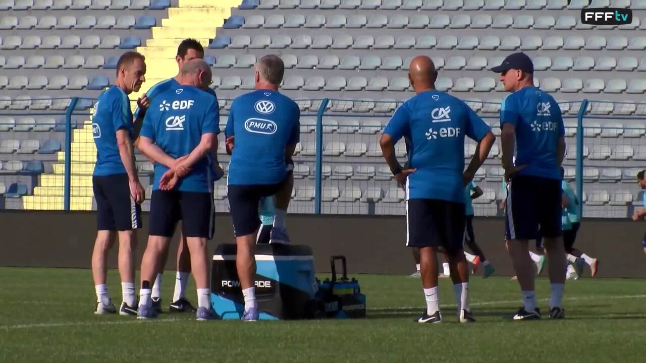 Les Bleus à l'entraînement à Tirana avant Albanie - France