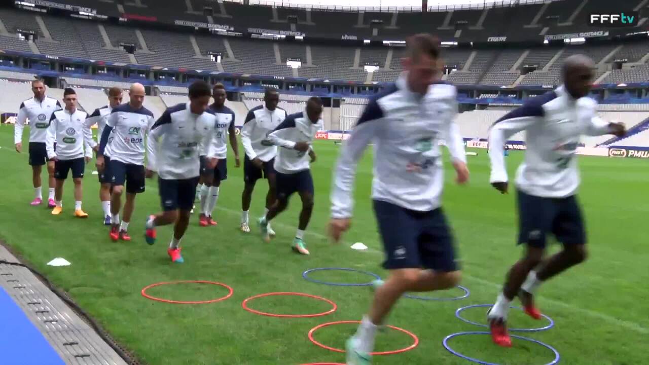 Les Bleus à huis-clos au Stade de France